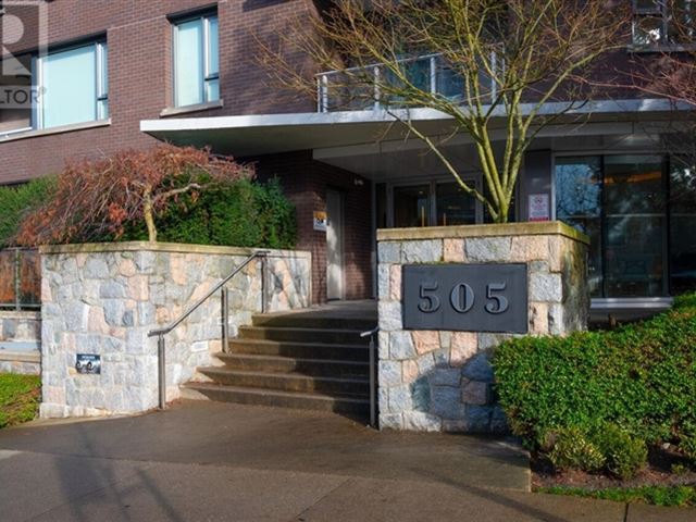 Empire At QE Park - 212 4599 Cambie Street - photo 2