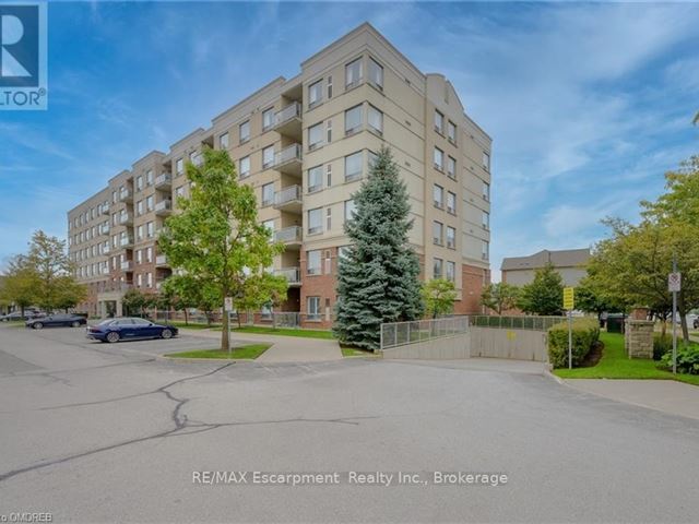 Terraces in The Village - 209 5070 Fairview Street - photo 2