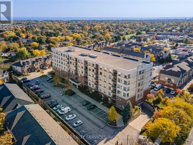 Terraces in The Village - 105 5070 Fairview Street - photo 2