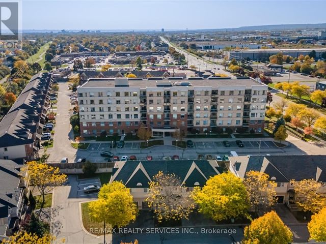 Terraces in The Village - 105 5070 Fairview Street - photo 3