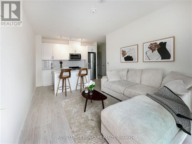 Dunwest Condo - 216 509 Dundas Street West - photo 3