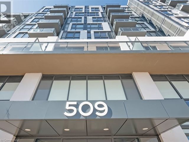 Dunwest Condo - 812 509 Dundas Street West - photo 3