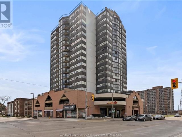 Waterpark Place - 1607 515 Riverside Drive West - photo 2