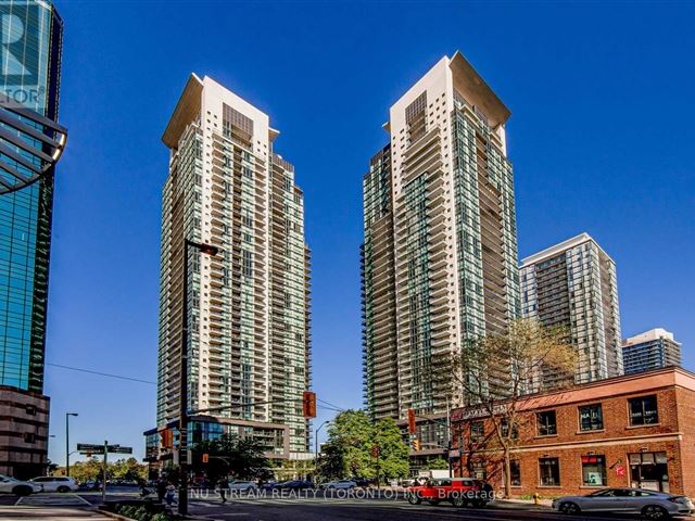 Gibson Square North Tower - 1615 5168 Yonge Street - photo 1