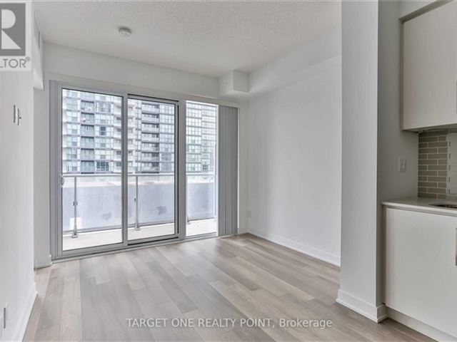 Beacon Condos - 709 5200 Yonge Street - photo 3