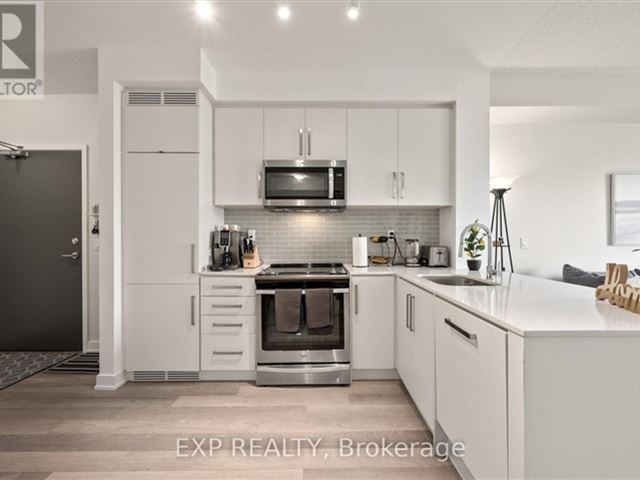 Beacon Condos -  5200 Yonge Street - photo 2