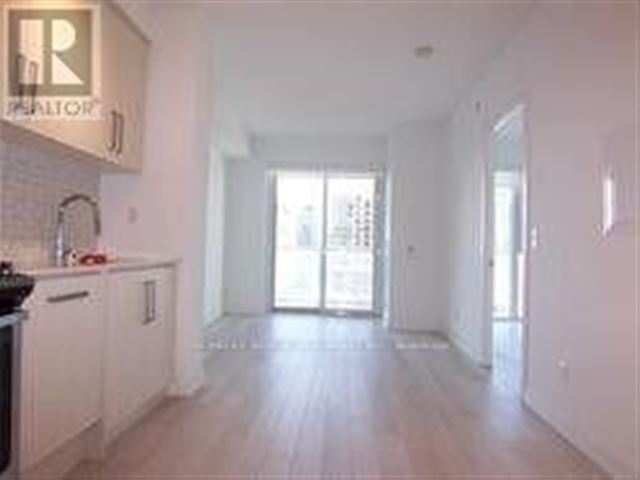 Beacon Condos - 703 5200 Yonge Street - photo 2