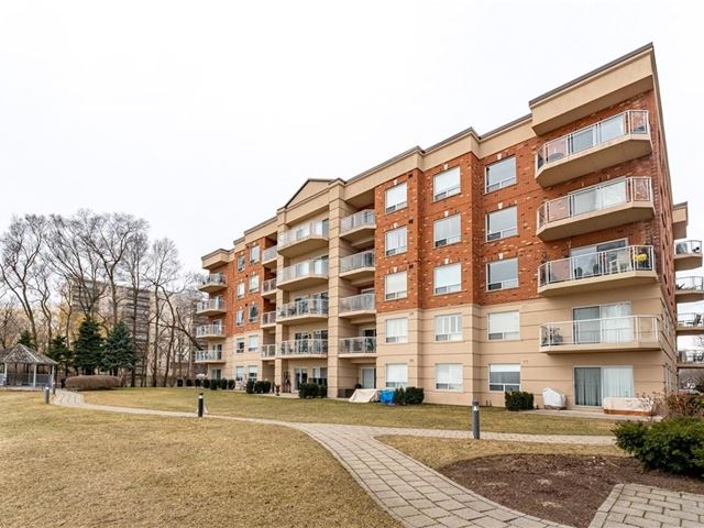Waterford Place - 104 5188 Lakeshore Road - photo 2