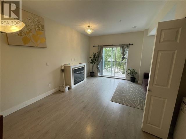 Royal Garden - 206 5211 Irmin Street - photo 2