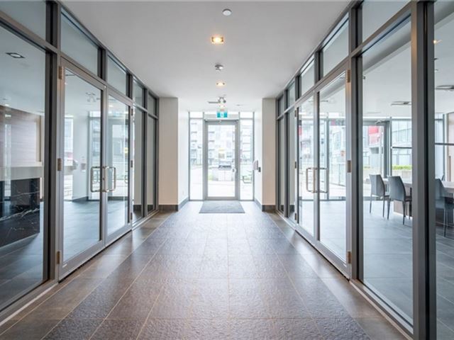 Link Condos and Towns - 603a 5230 Dundas Street - photo 3