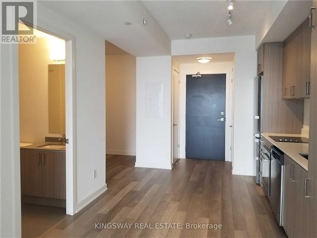 Link Condos and Towns - 605 5230 Dundas Street - photo 3