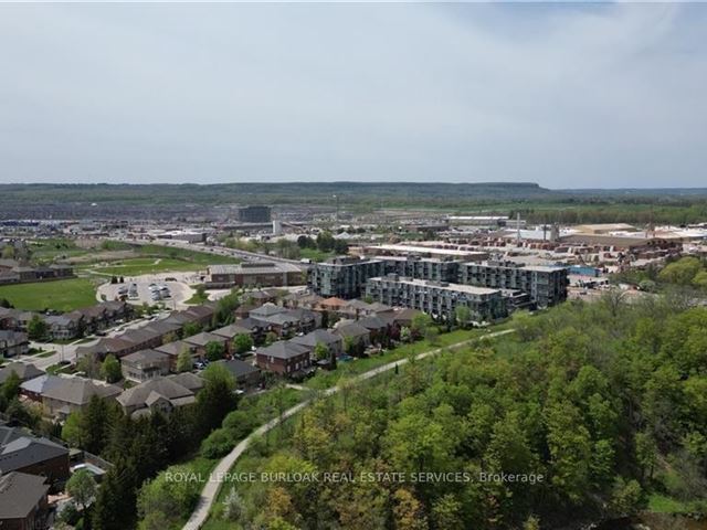 Link2 Condos + Lofts - b407 5240 Dundas Street - photo 2