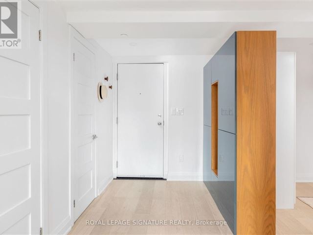 Printers Row Lofts - 204 525 Logan Avenue - photo 2