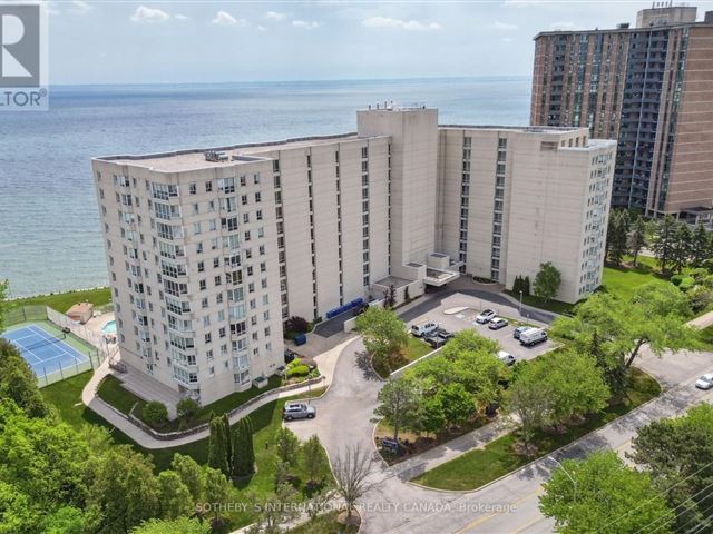 Royal Vista - 712 5280 Lakeshore Road - photo 1