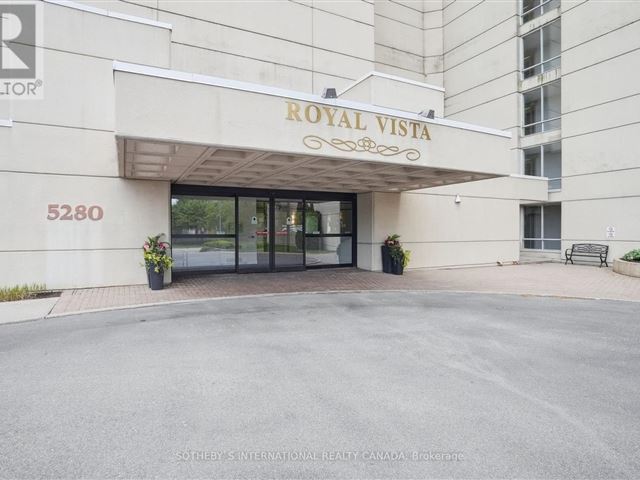 Royal Vista - 712 5280 Lakeshore Road - photo 2