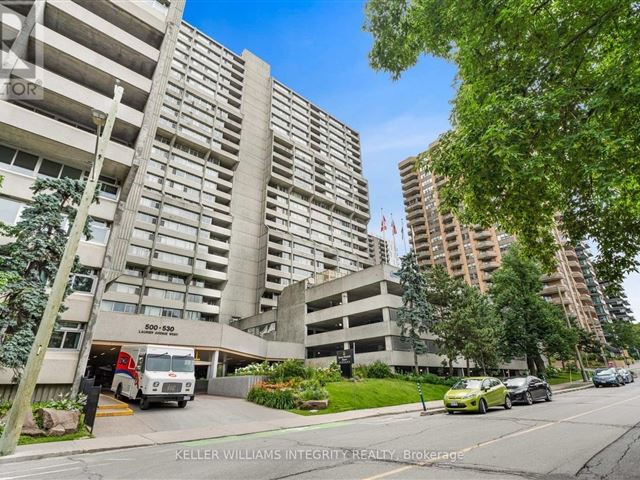 Queen Elizabeth Towers West - 2304 530 Laurier Avenue West - photo 1