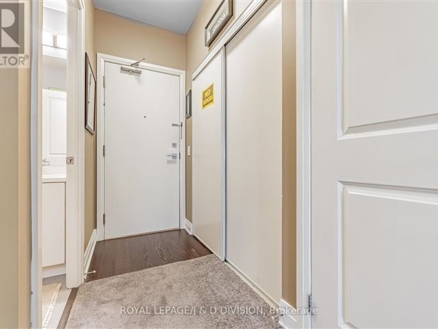 530 St Clair West - 508 530 Saint Clair Avenue West - photo 3