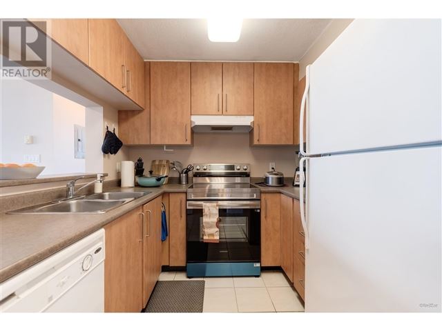 Urba - 2707 5380 Oben Street - photo 2