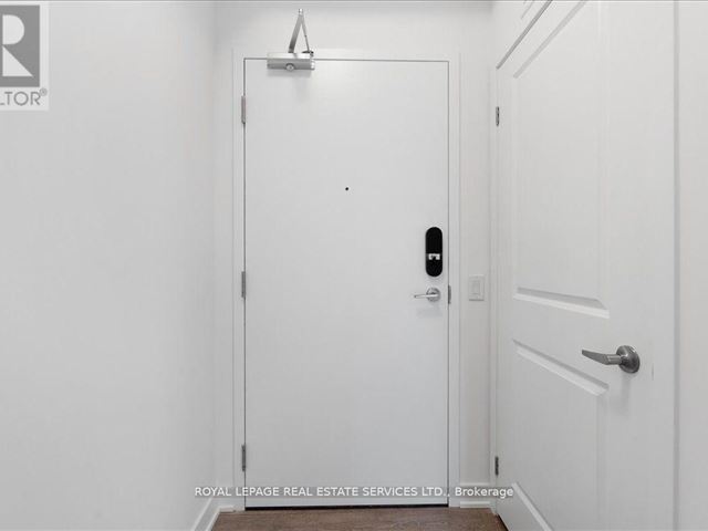 543 Richmond Condos - 824 543 Richmond Street West - photo 3