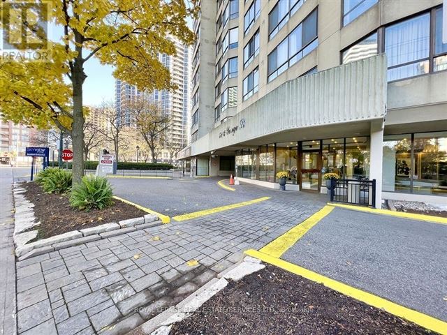 Skyview - 108 5444 Yonge Street - photo 1