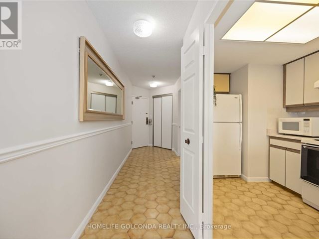 Skyview - 1002a 5444 Yonge Street - photo 3