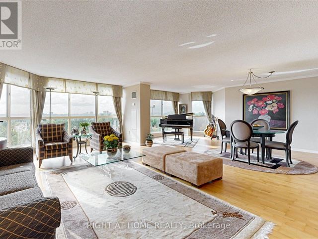 Skyview - 708 5444 Yonge Street - photo 1