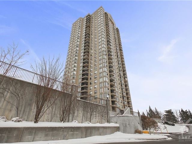 Le Parc - 2206 545 St-laurent Boulevard - photo 1