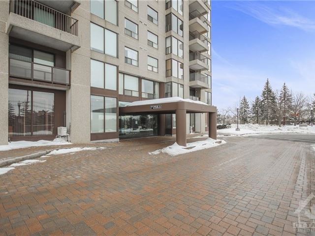 Le Parc - 2206 545 St-laurent Boulevard - photo 2