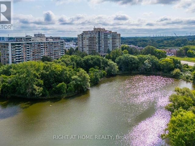 Waldon Pond - 712 55 Austin Drive - photo 1