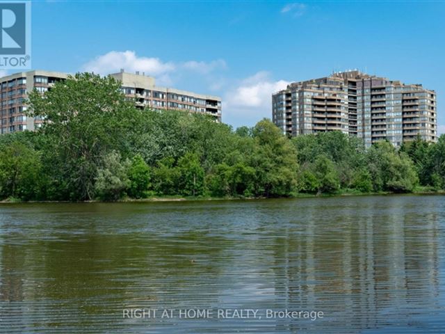 Waldon Pond - ph6 55 Austin Drive - photo 1