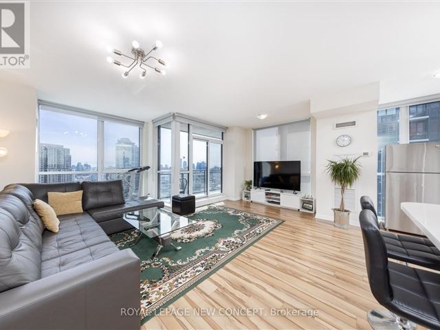 Crystal - ph2204 55 Eglinton Avenue West - photo 1