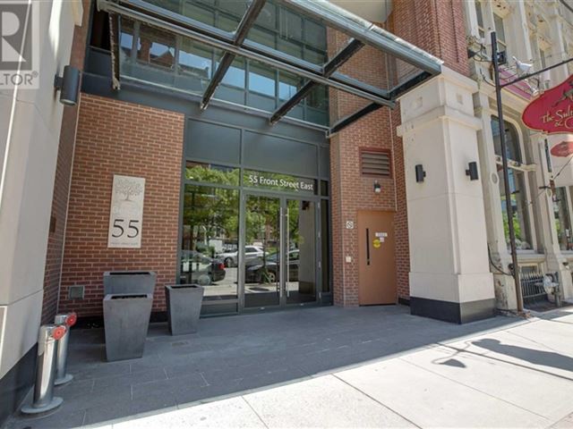 The Berczy - 711 55 Front Street East - photo 2