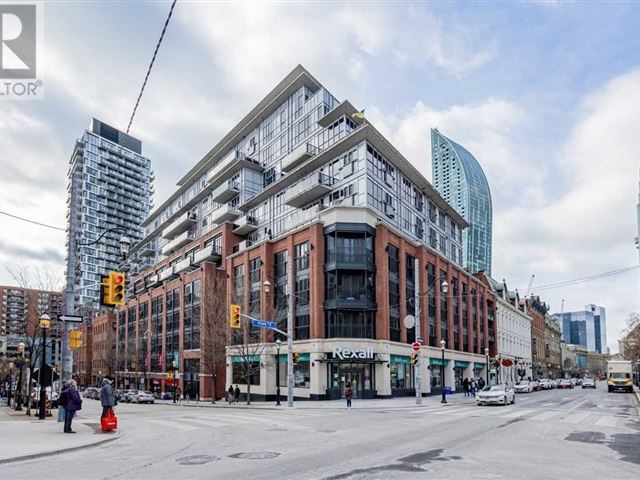 The Berczy - 518 55 Front Street East - photo 2