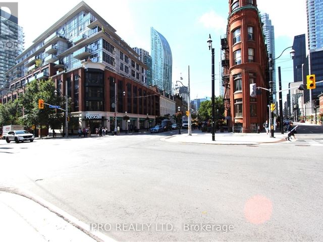 The Berczy - 401 55 Front Street East - photo 1