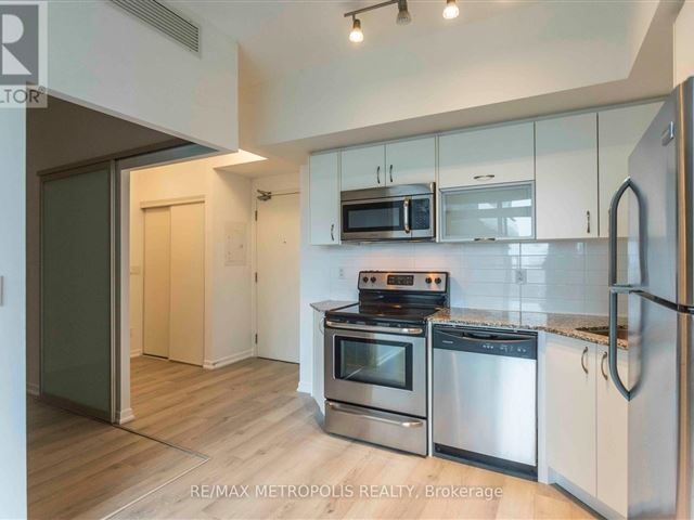 Bliss Condos - 717 55 Liberty Street East - photo 3