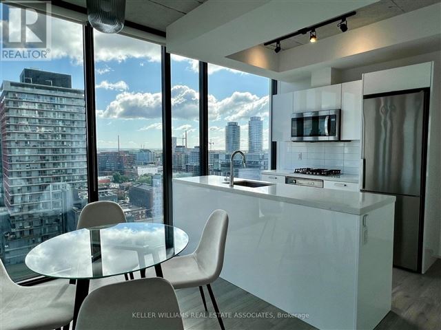 East55 Condos - 1703 55 Ontario Street - photo 2