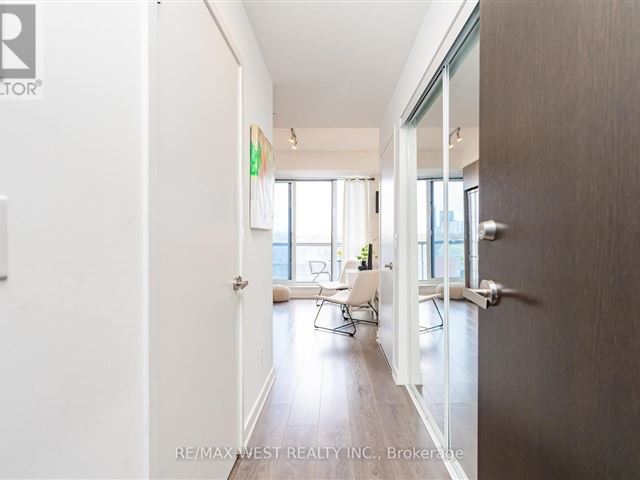 One Park Place South Tower - 911 55 Regent Park Boulevard - photo 3