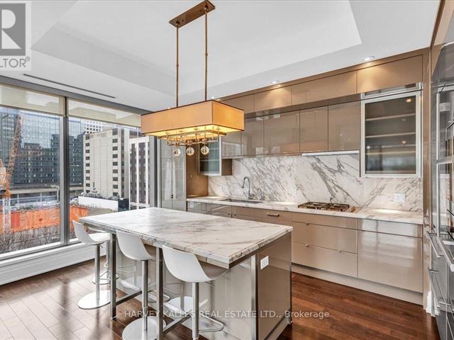 Four Seasons Private Residences - 505 55 Scollard Street - photo 1