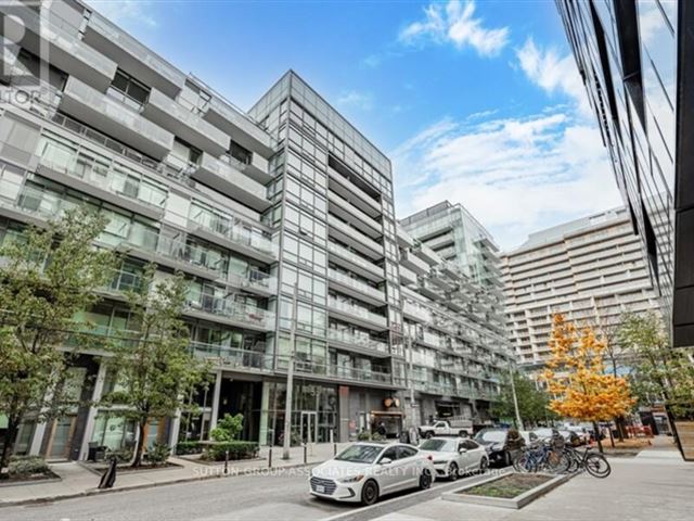 The Thompson Residences - 625 552 Wellington Street West - photo 1