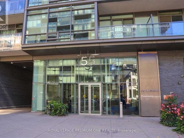 The Thompson Residences - 812 552 Wellington Street West - photo 1