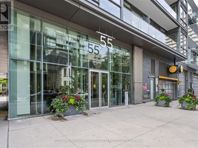 The Thompson Residences - 303 552 Wellington Street West - photo 2