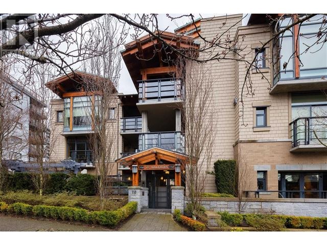 The Hollyburn - 206 550 17th Street - photo 1