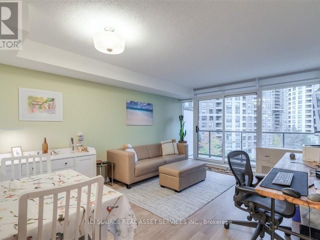 Pulse - 509 5500 Yonge Street - photo 2