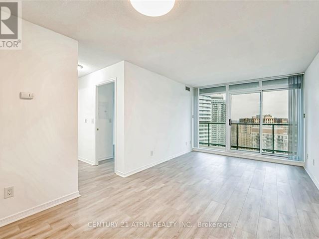 Pulse - 2102 5500 Yonge Street - photo 2