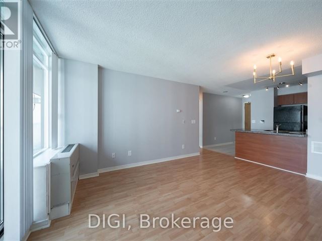 Pulse - 1009 5500 Yonge Street - photo 2