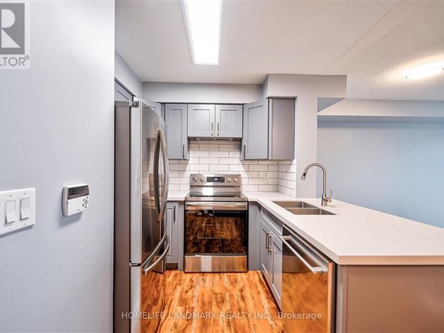 Pulse - 709 5500 Yonge Street - photo 2