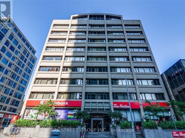 The Residences of 555 Yonge Street - 814 555 Yonge Street - photo 1