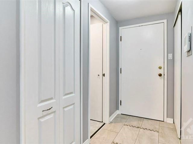 Kevlee Tower - 506 556 Laurier Avenue West - photo 3