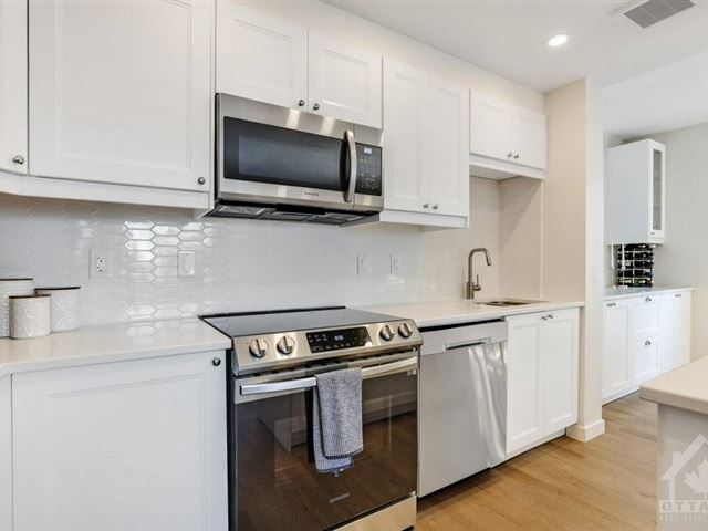 Kevlee Tower - 1406 556 Laurier Avenue West - photo 3
