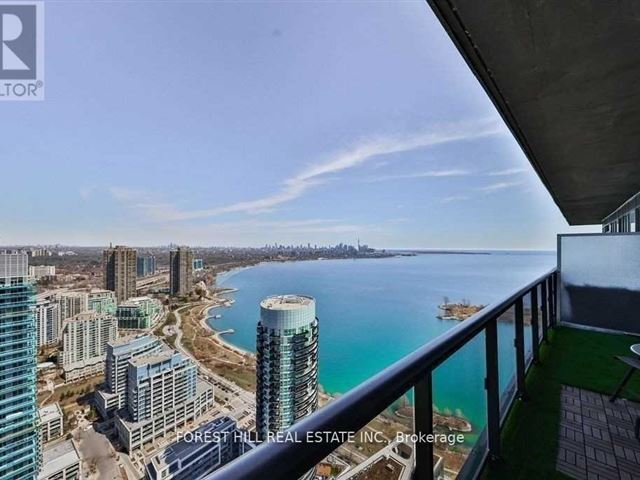 Lago at the Waterfront - 4408 56 Annie Craig Drive - photo 2